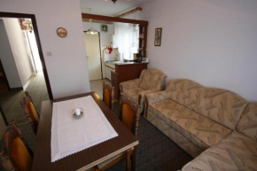  Apartment in Novi Vinodolski 15274  Повиле 